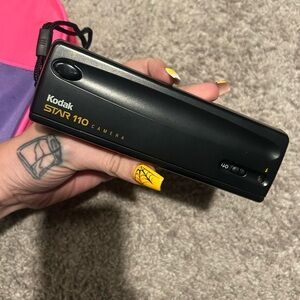 Kodak STAR 110 Black Camera- great condition- w/ pink/purple case